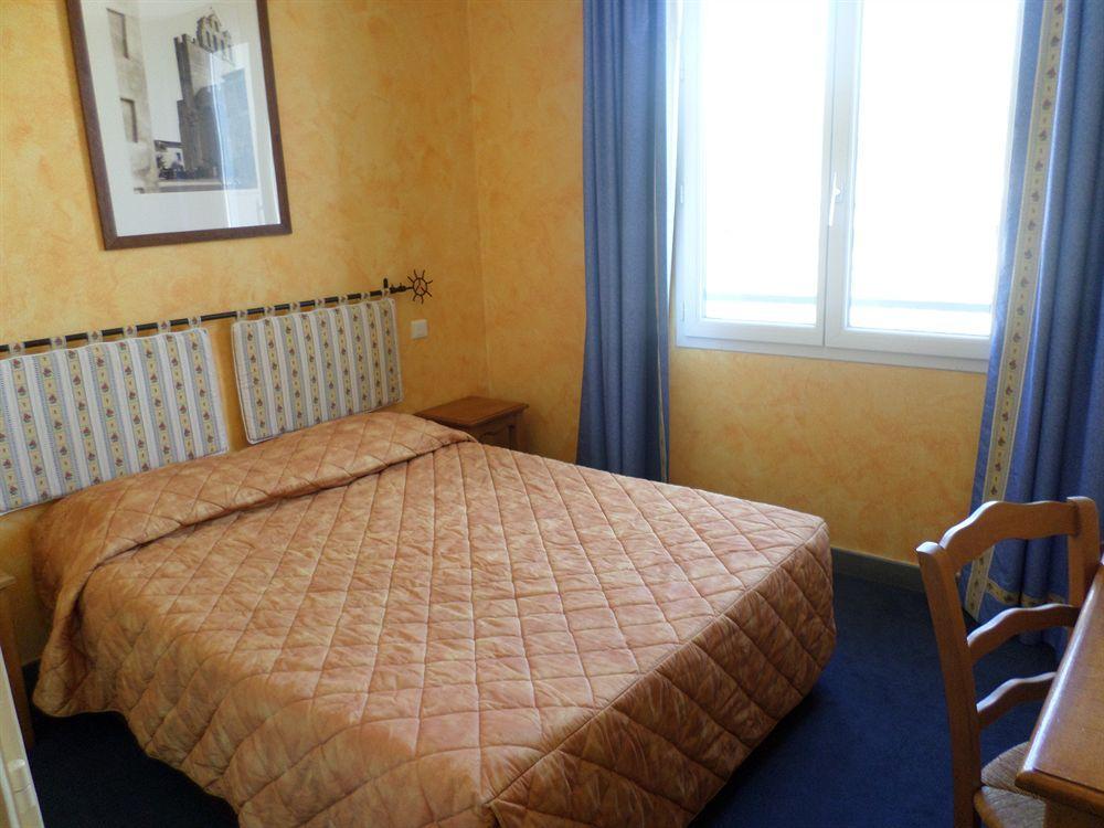 Brit Hotel Acacias Arles Kültér fotó