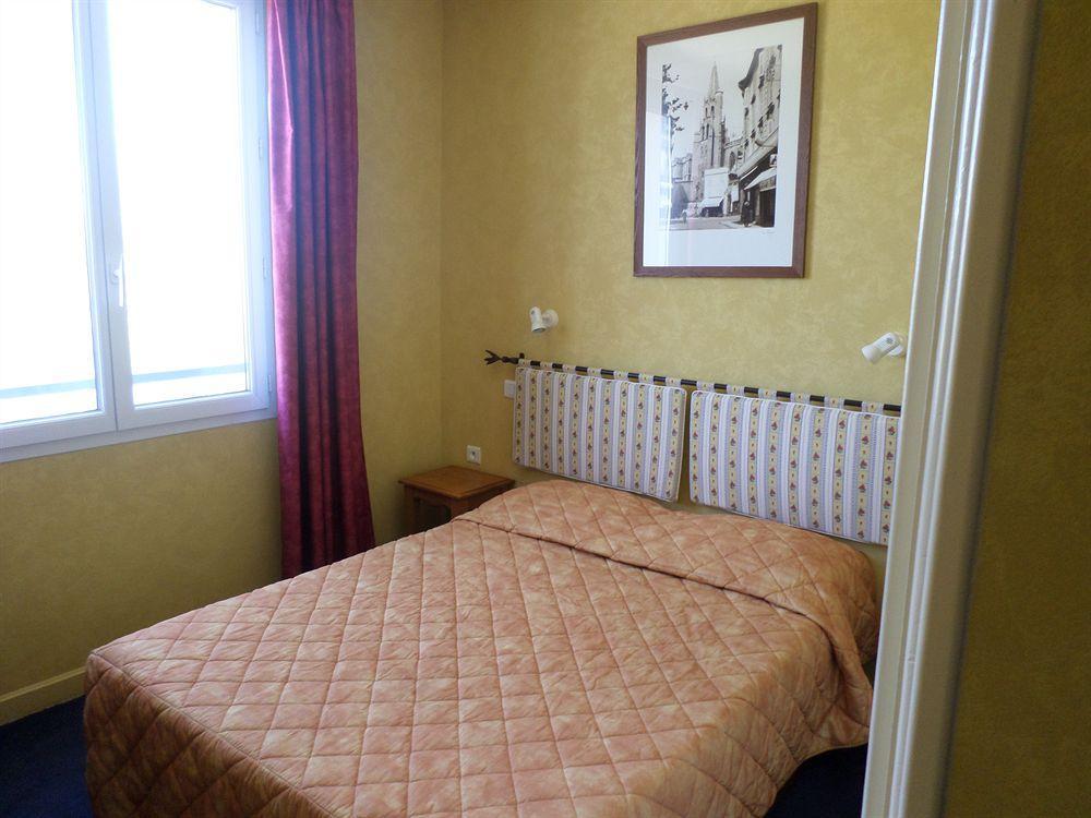 Brit Hotel Acacias Arles Kültér fotó
