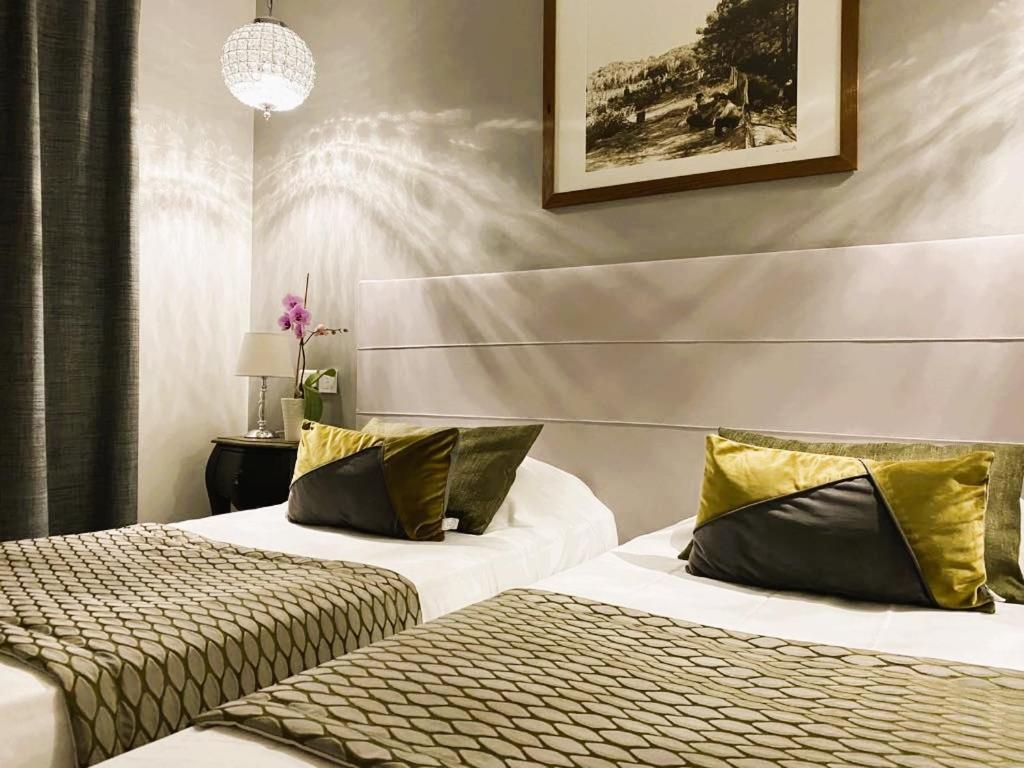 Brit Hotel Acacias Arles Kültér fotó