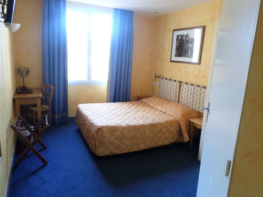 Brit Hotel Acacias Arles Kültér fotó